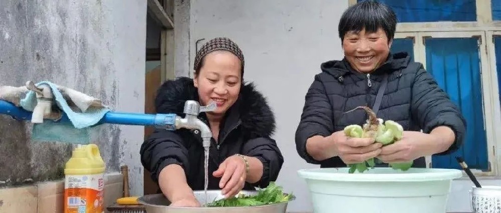 中國這十年——推進城鄉(xiāng)供水一體化建設，提升農村供水保障水平